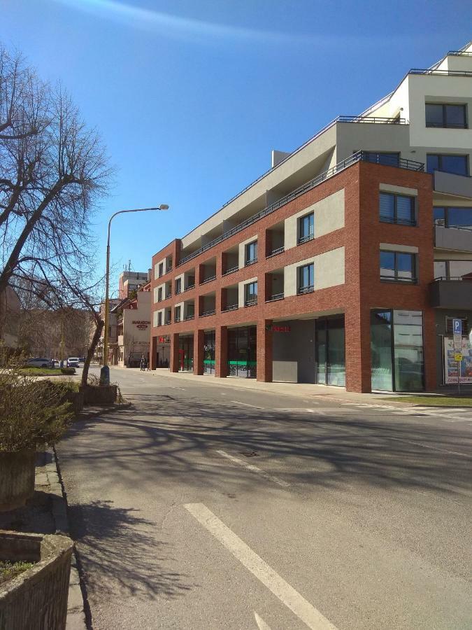 Košice Smart Apartmán Esterno foto